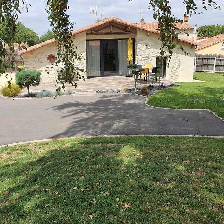 Gite De La Coliniere 4 Personnes Le Boupere Exterior photo