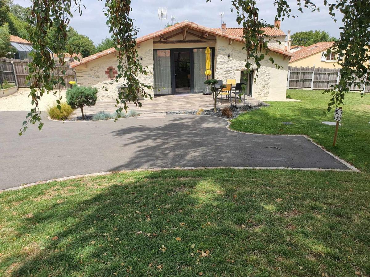 Gite De La Coliniere 4 Personnes Le Boupere Exterior photo